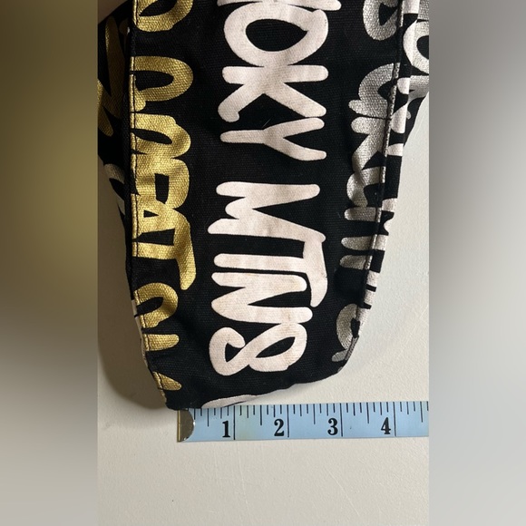 Robin Ruth Adjustable Shoulder Bag Great Smoky MTNS lined with snap closure - Picture 4 of 16